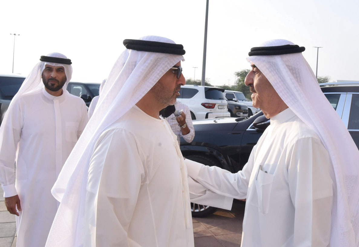 حاكم أم القيوين يتقبل تعازي حامد بن زايد