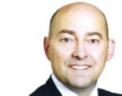 جيمس ستافريديس