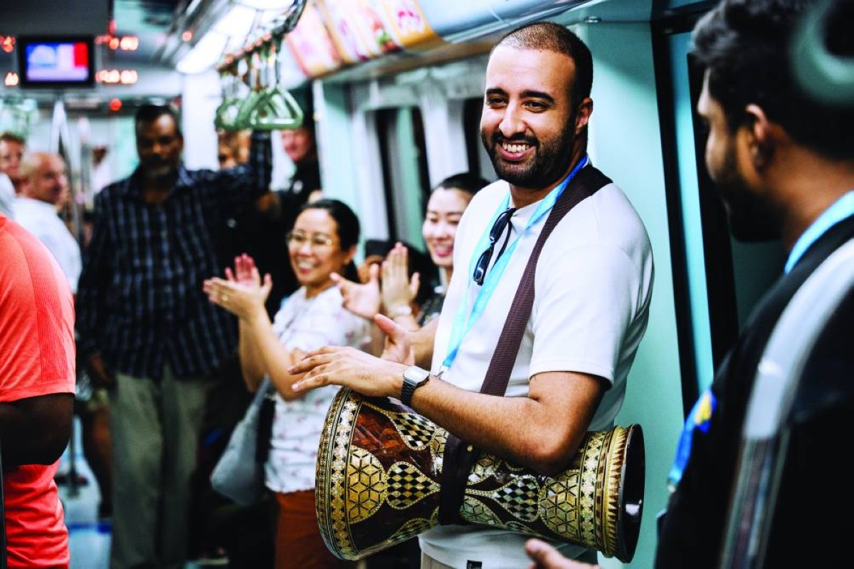 عروض موسيقية متنوعة في الحدث