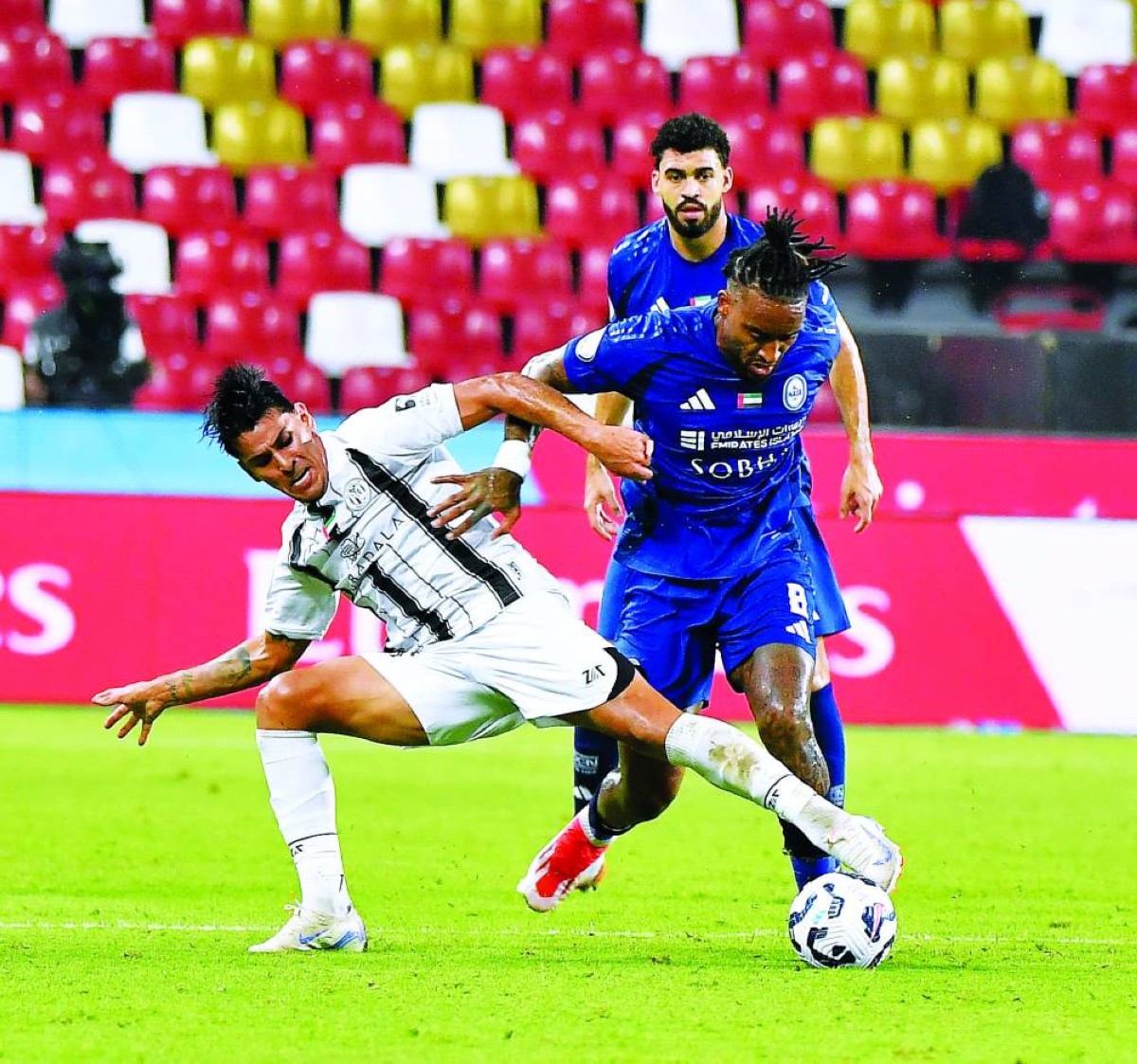 النصر تلقى الخسارة أمام الجزيرة في الجولة الأخيرة