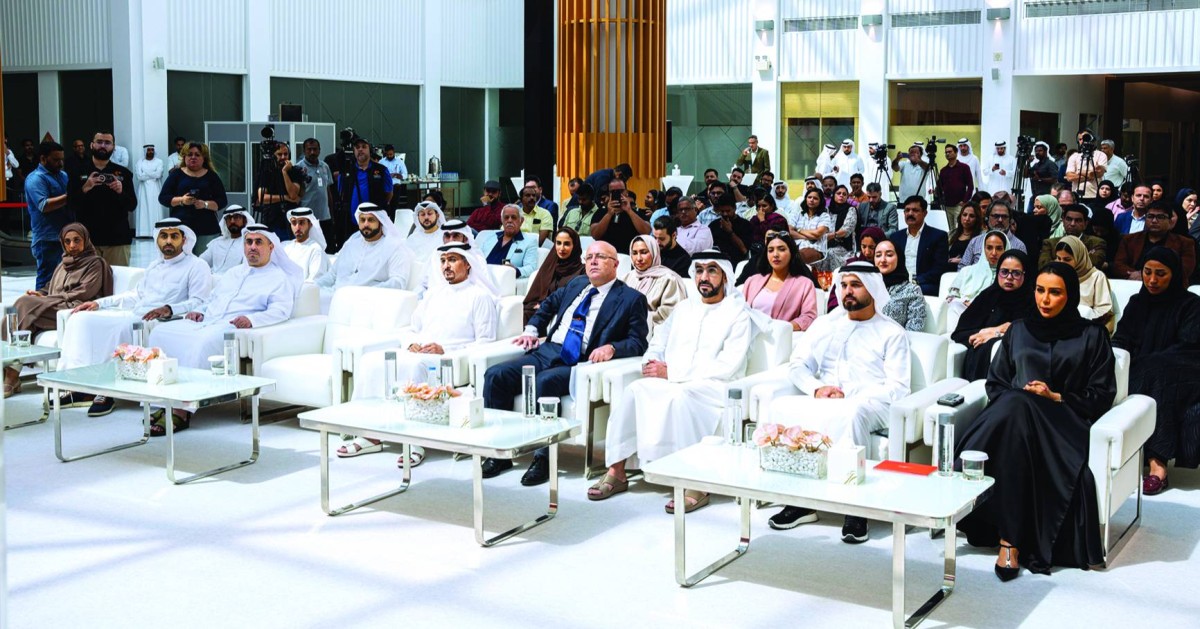 أحمد العامري وأحمد التازي وخولة المجيني وراشد الكوس وأحمد الحساني والحضور في المؤتمر
