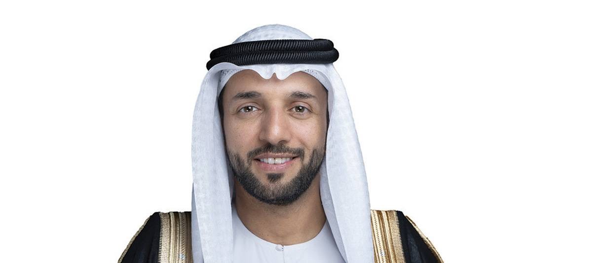 سلطان النيادي