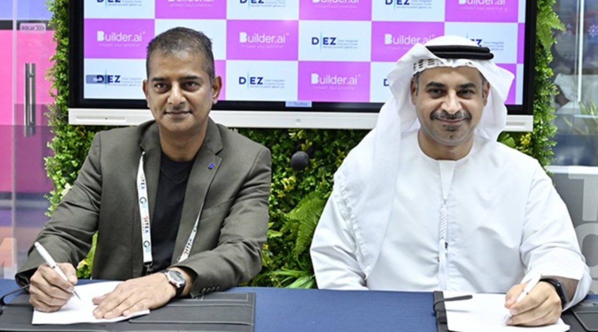 بدر بوهناد وفارغيسي تشيريان خلال التوقيع