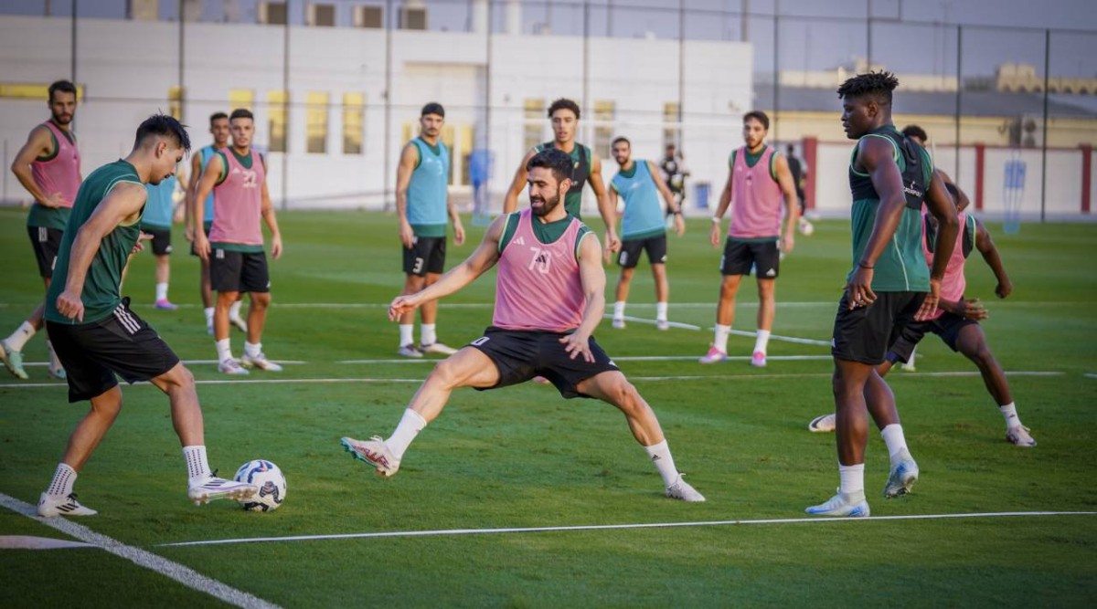 جانب من تدريبات فريق الوحدة استعداداً لمواجهة الوصل