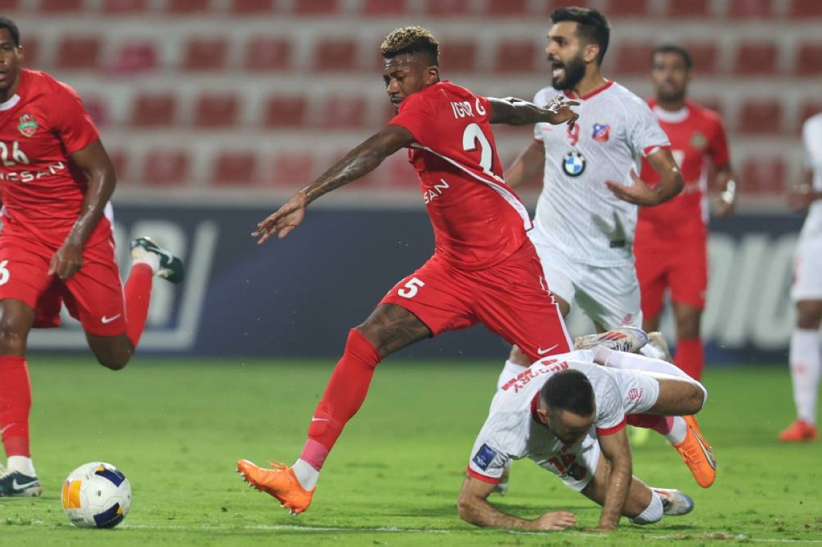 شباب الأهلي يمطر شباك الكويت الكويتي برباعية ويتصدر في دوري أبطال آسيا