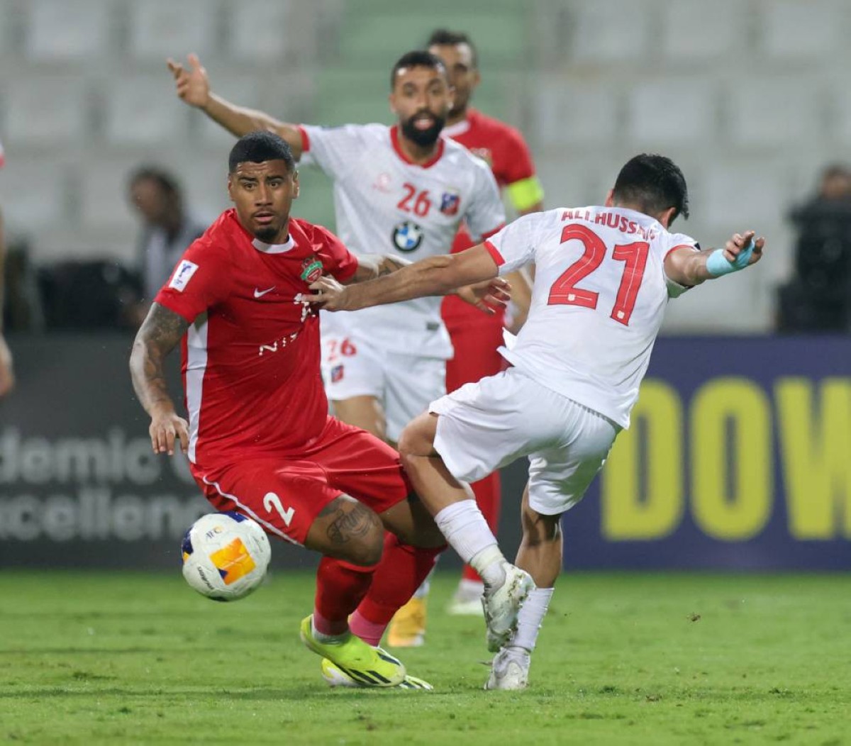 شباب الأهلي يمطر شباك الكويت الكويتي برباعية ويتصدر في دوري أبطال آسيا
