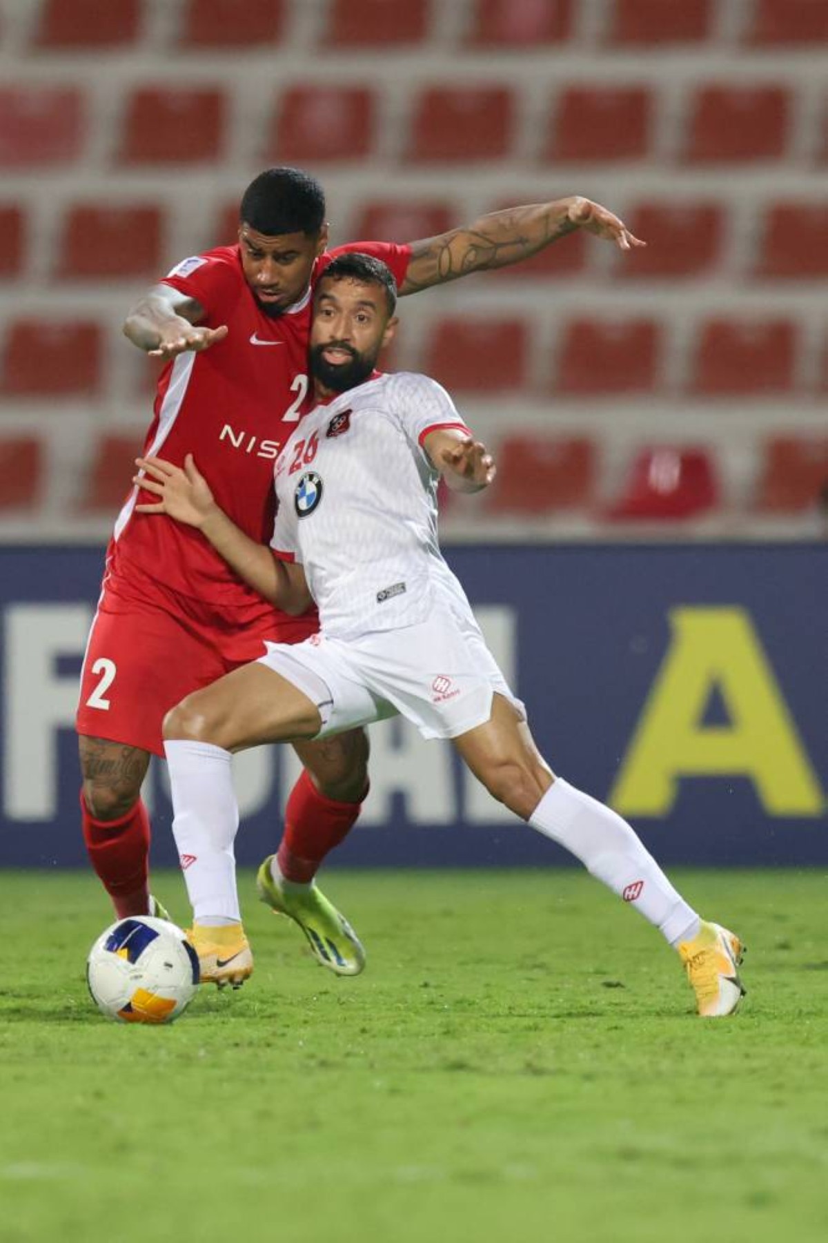 شباب الأهلي يمطر شباك الكويت الكويتي برباعية ويتصدر في دوري أبطال آسيا