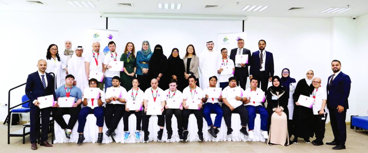 لقطة جماعية للمشاركين في البطولة