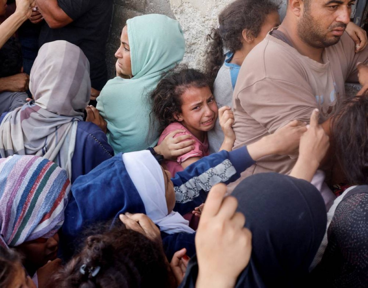 يخشى النازحون في قطاع غزة من شتاء قاس ثان في خيم متهالكة بلا ماء ولا طعام 