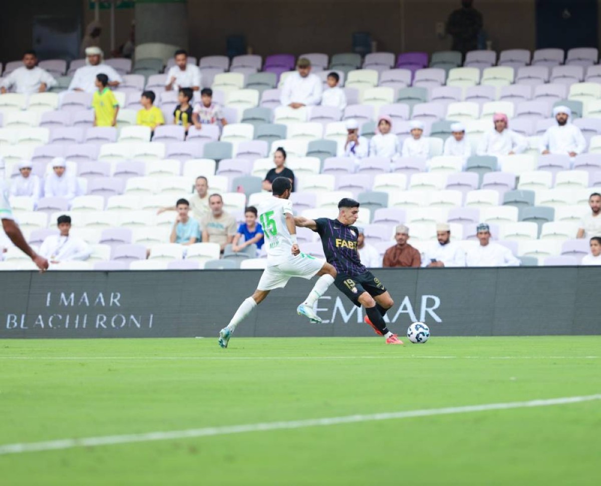 دبا الحصن يفرض التعادل على مضيفه العين 