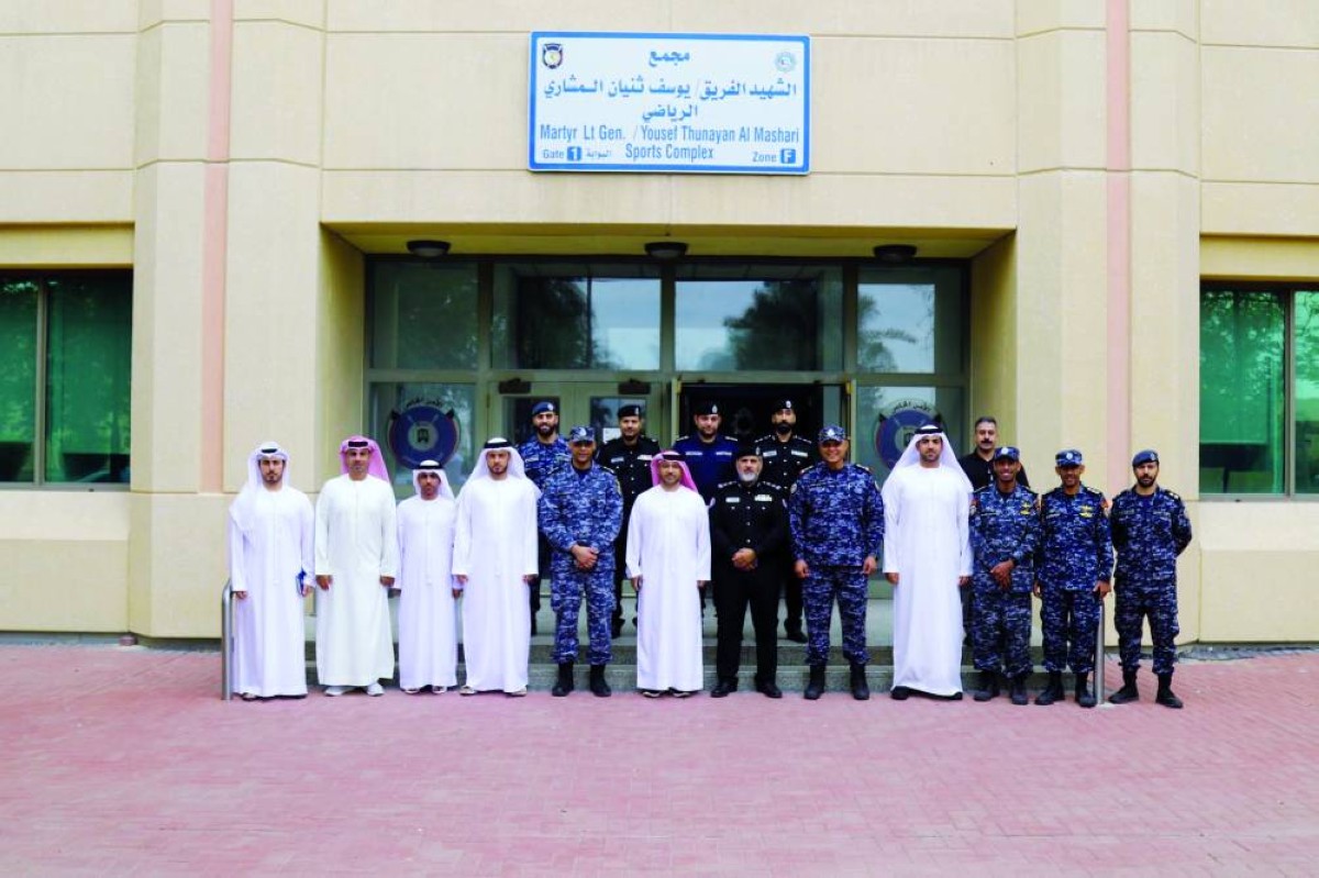 خلال إحدى زيارات وفد الأكاديمية