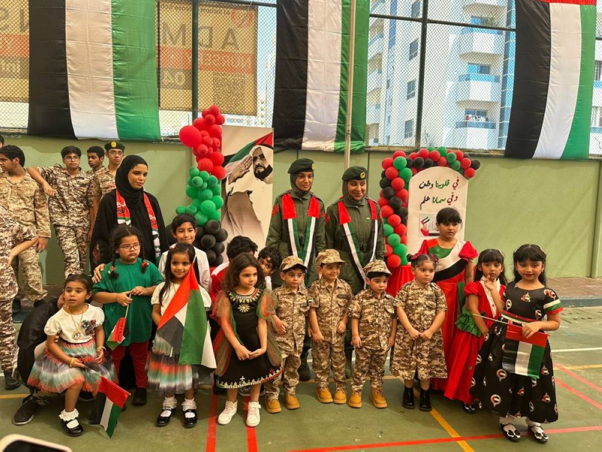 احتفالية يوم العلم في إحدى مدارس دبي الخاصة