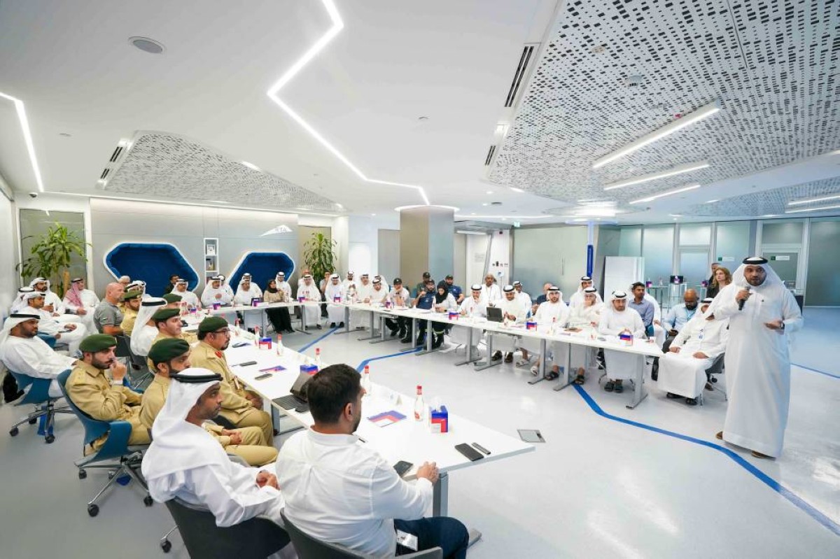 ممثلو الجهات الحكومية خلال التجربة الاستراتيجية للتدريب على الجاهزية