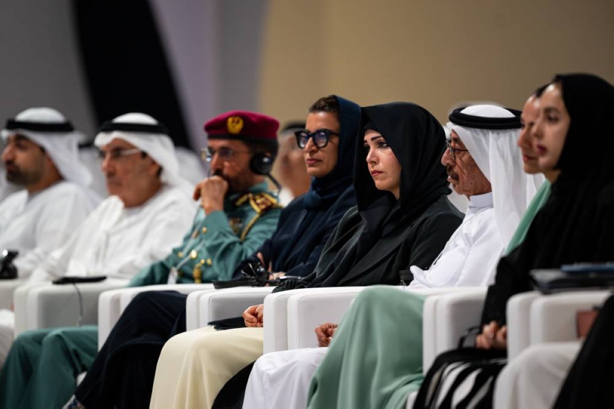 لطيفة بنت محمد وحشر بن مكتوم وزكي نسيبة وشما المزروعي ومريم المهيري ونورة الكعبي وخليفة الخييلي