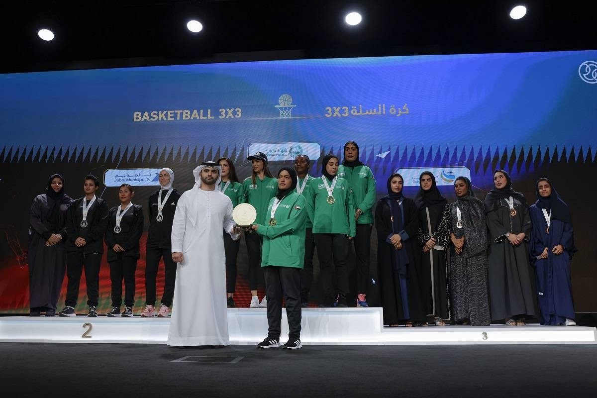 منصور بن محمد يتوّج الفائزات في النسخة الثانية عشرة من دورة الشيخة هند للألعاب الرياضية للسيدات