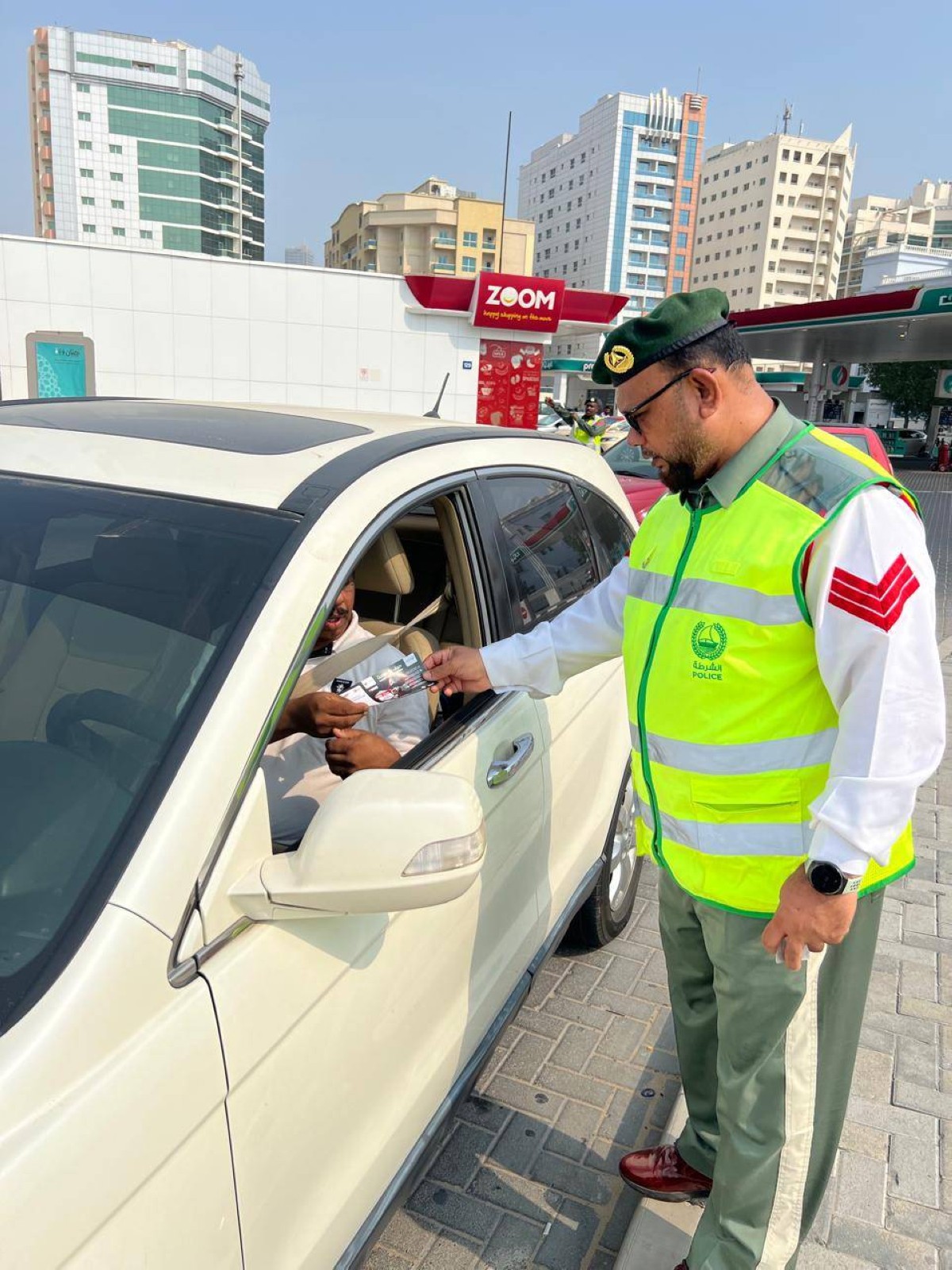 تعزيز السلامة المرورية على الطرق أولوية لشرطة دبي