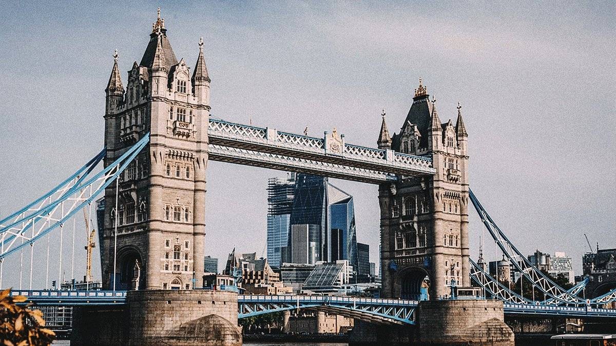 تباطؤ نمو الأجور في المملكة المتحدة.. والبطالة ترتفع إلى 4.3%