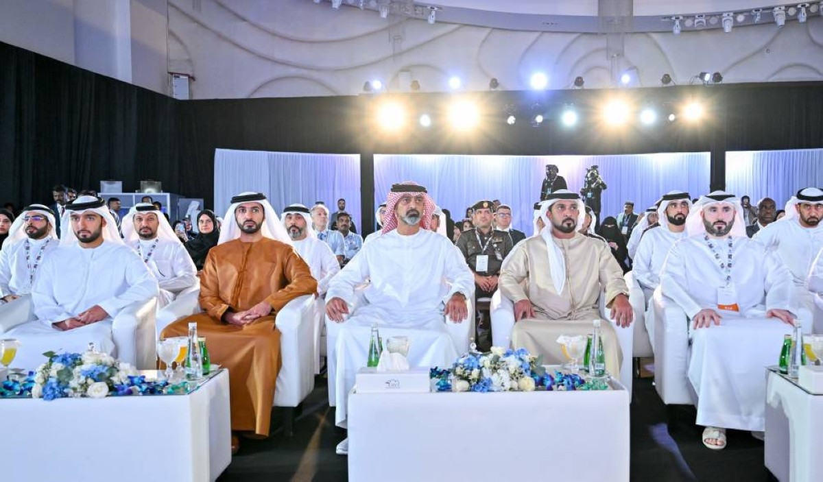 عمار النعيمي خلال الافتتاح بحضور عبدالعزيز وراشد بن حميد