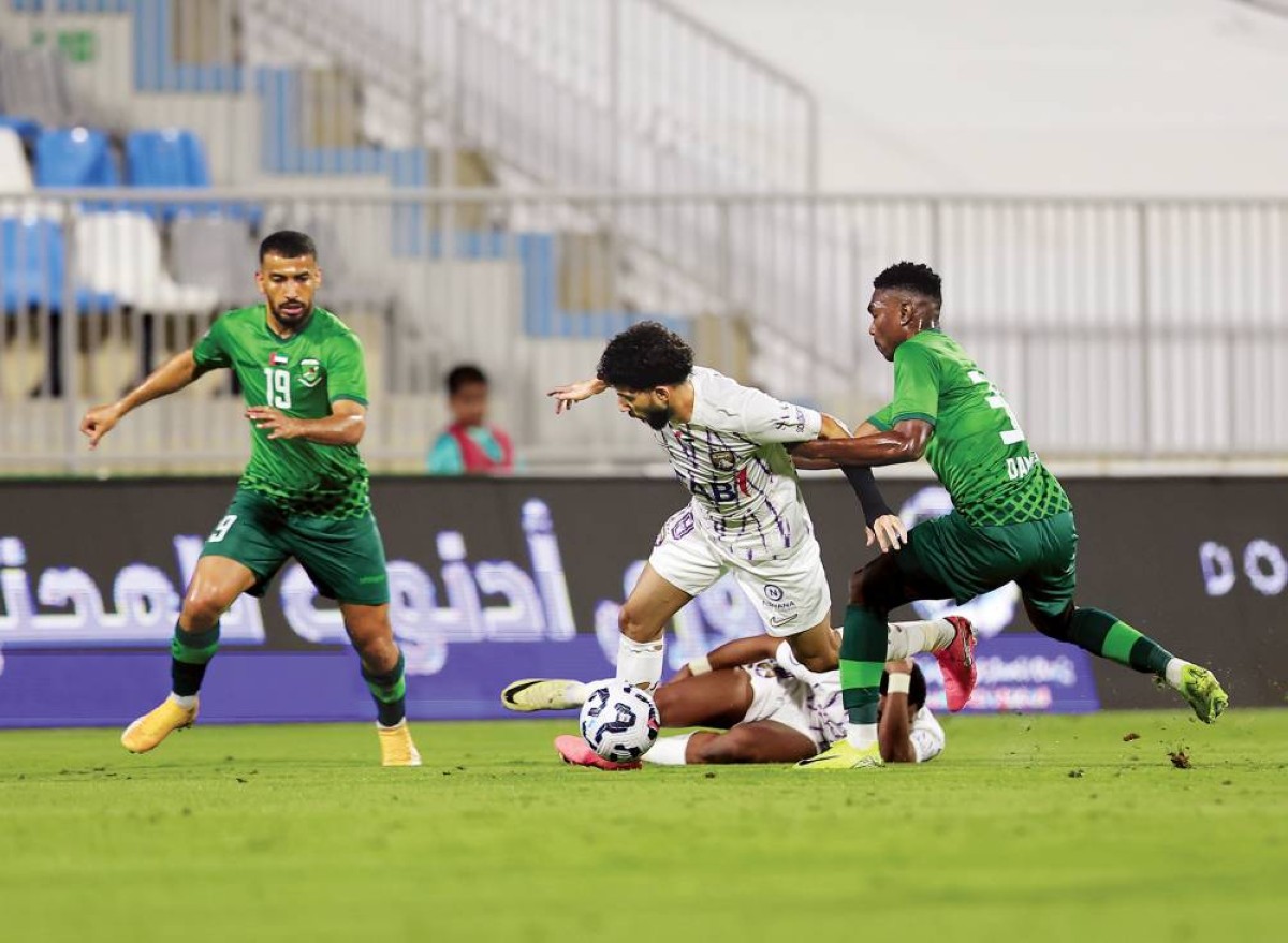 جانب من لقاء العين والعروبة
