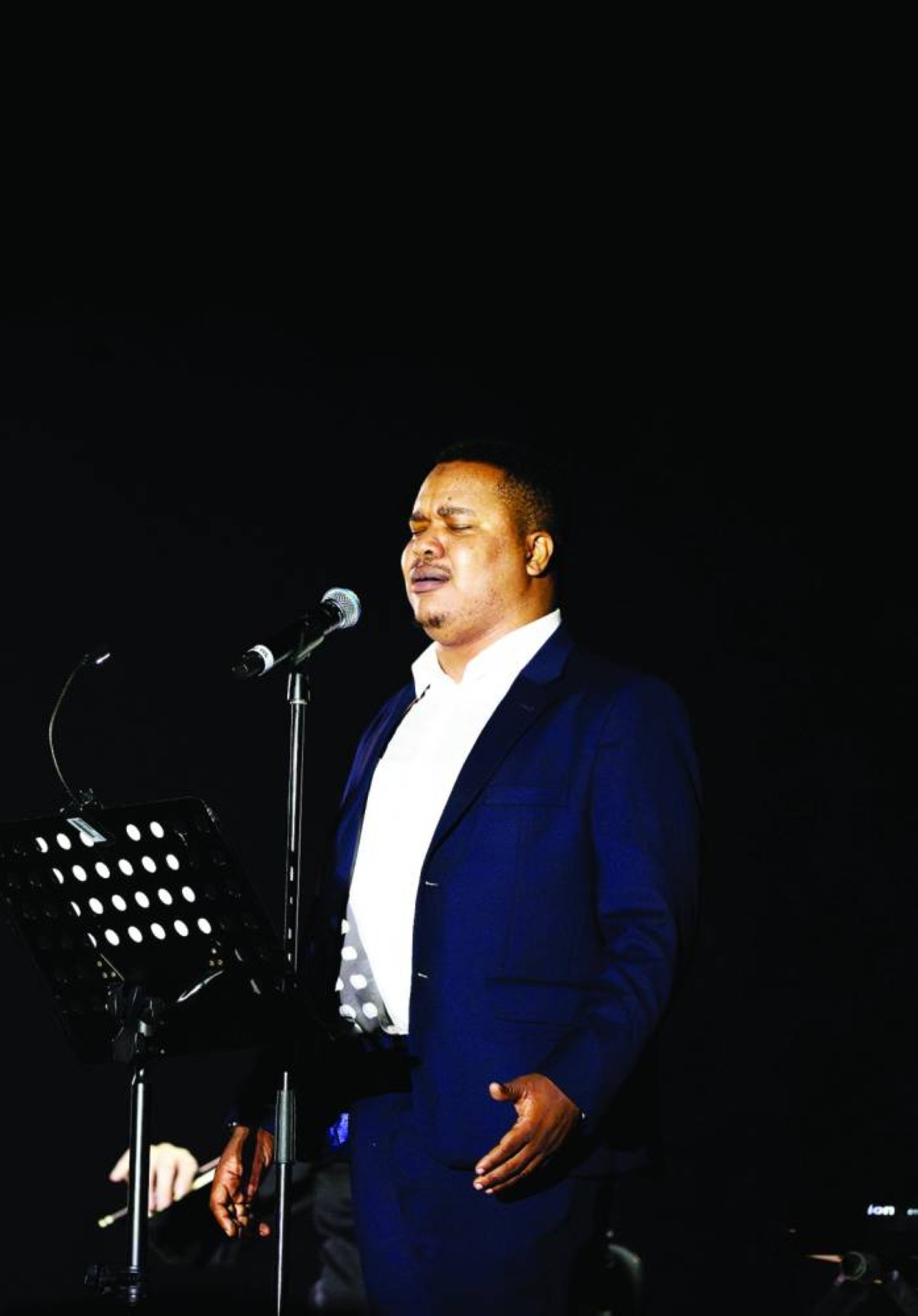 فنانون يفتحون باب المحبة في «تنوير»