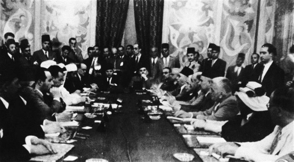 1919 - انعقاد المؤتمر الفلسطيني الأول في القدس، حيث طالب باستقلال فلسطين.