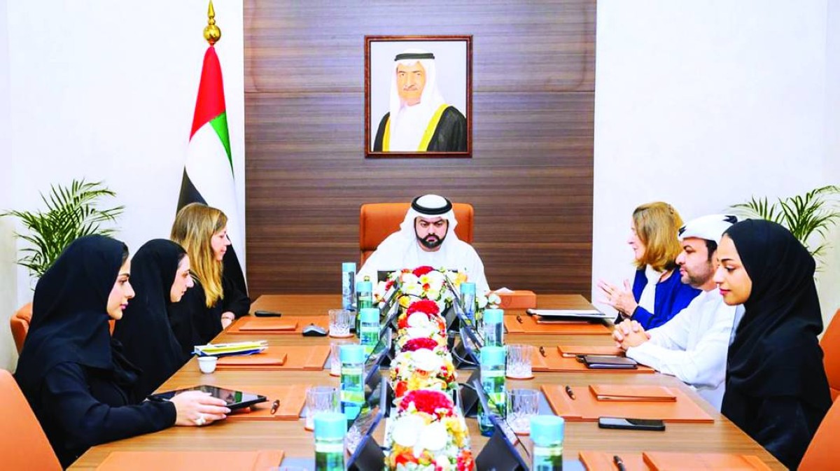 محمد الشرقي خلال لقائه إيزابيل أبو الهول