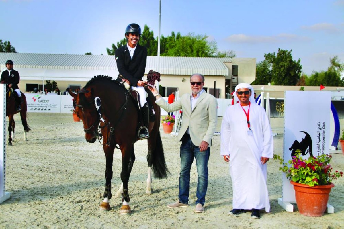 جانب من تتويج الفارس عبدالله الكربي