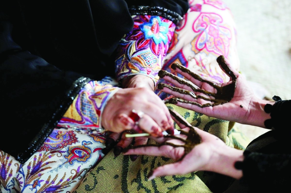 الإمارات قادت تقديم الملف المشترك «الحناء: الطقوس والممارسات الجمالية والاجتماعية» للإدراج بقائمة يونسكو