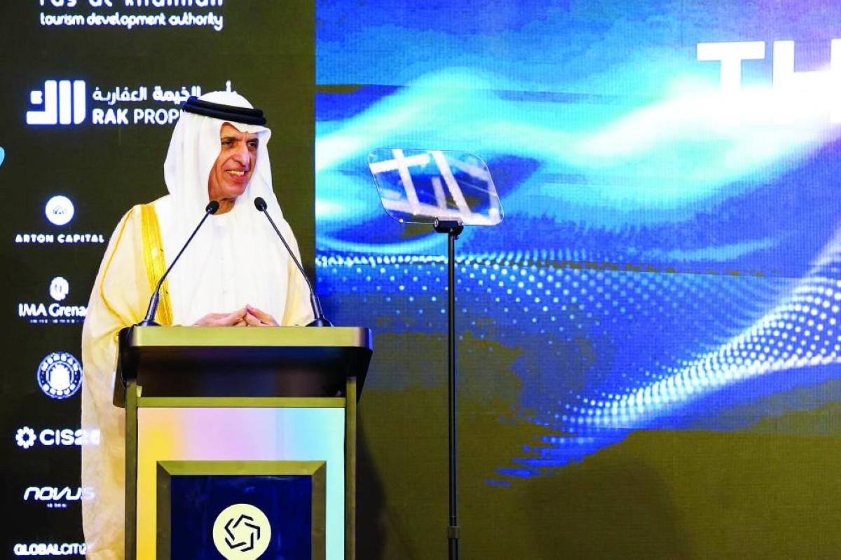 سعود بن صقر مفتتحاً منتدى المواطن العالمي في رأس الخيمة