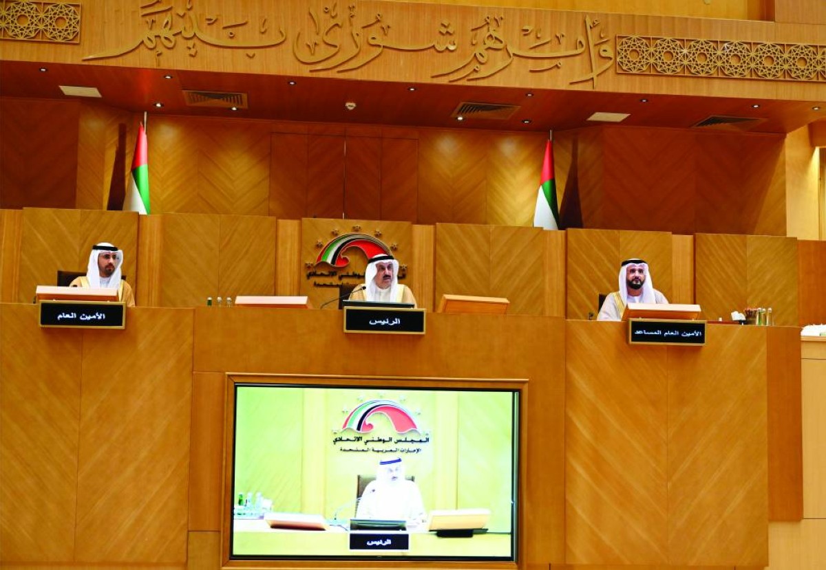 صقر غباش مترئساً جلسة المجلس الوطني الاتحادي