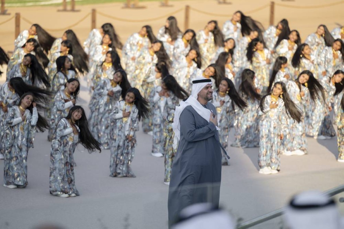 حسين الجسمي خلال تقديم فقرته الغنائية في حب الوطن