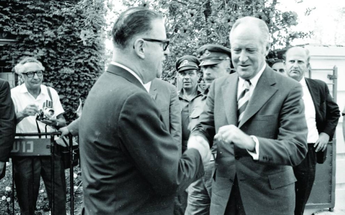 1969 واشنطن طرحت مبادرة روجرز لوقف النار في عهد ريتشارد نيكسون. عبدالناصر لم يرد وإسرائيل رفضتها.
