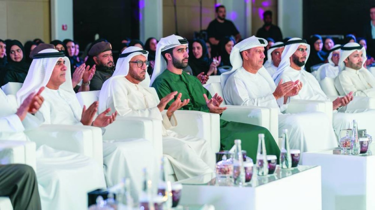 صقر بن سعود ومحمد المري والحضور