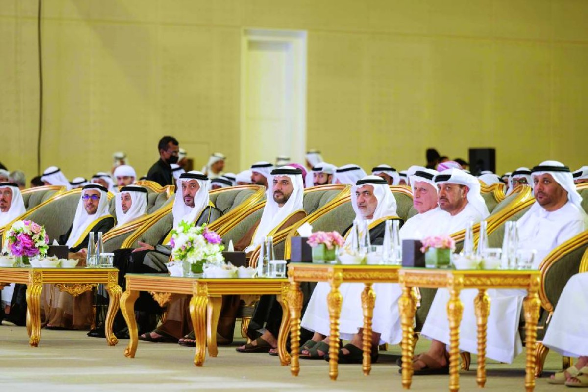 سلطان بن أحمد يشهد عرساً جماعياً لجمعية الشارقة الخيرية