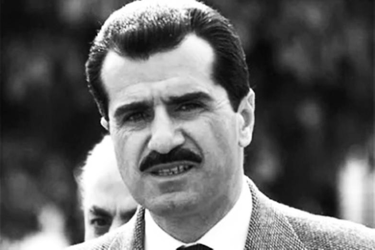 2005 -  اغتيال الصحافي والنائب اللبناني جبران تويني عبر تفجير سيارته.