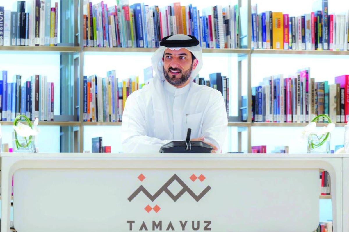 سلطان بن أحمد خلال تدشين النظام