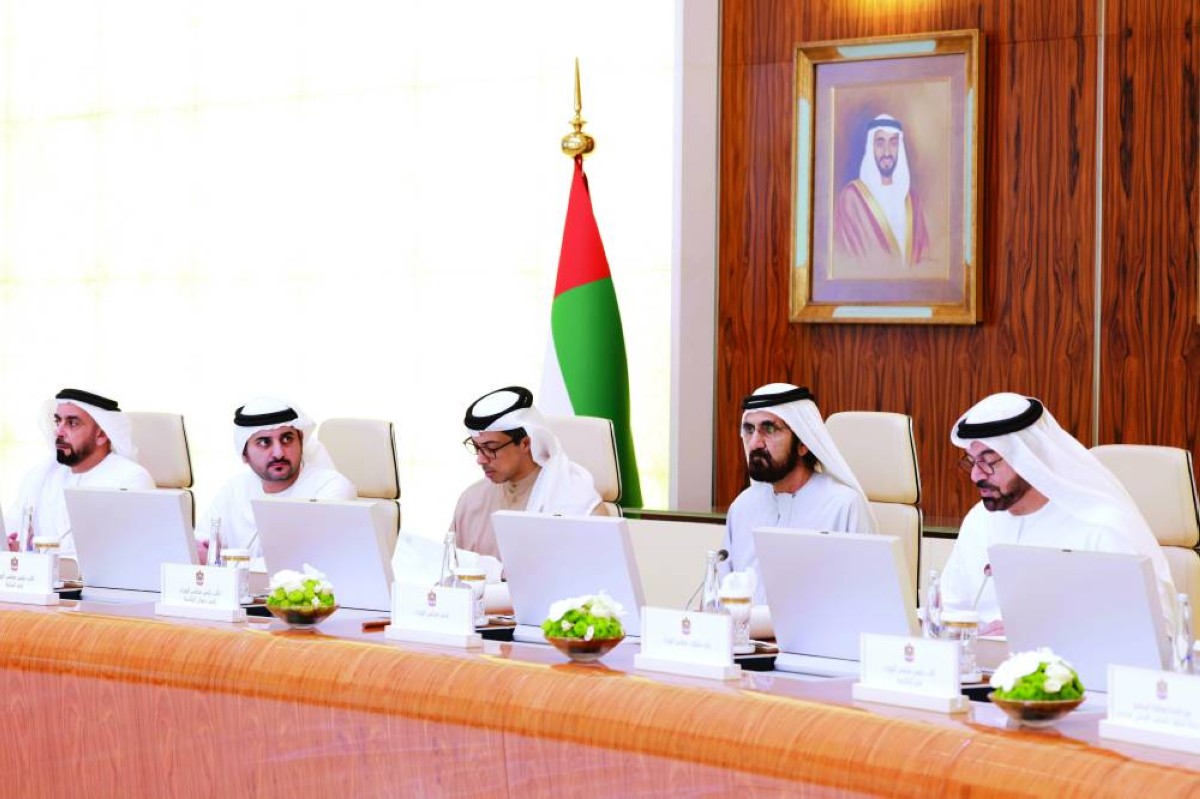 محمد بن راشد مترئساً اجتماع مجلس الوزراء بحضور منصور بن زايد ومكتوم بن محمد وسيف بن زايد ومحمد القرقاوي
