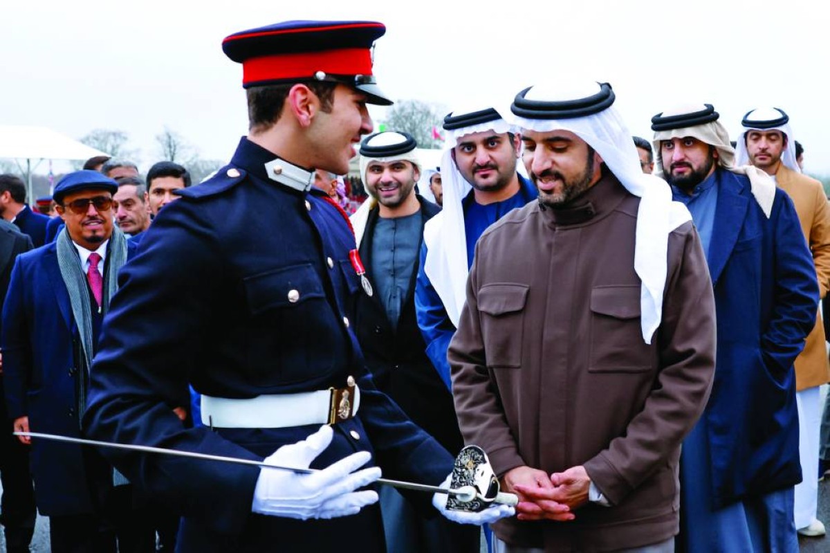  حمدان ومكتوم وأحمد ومنصور بن محمد ومحمد بن راشد بن محمد وضاحي خلفان 