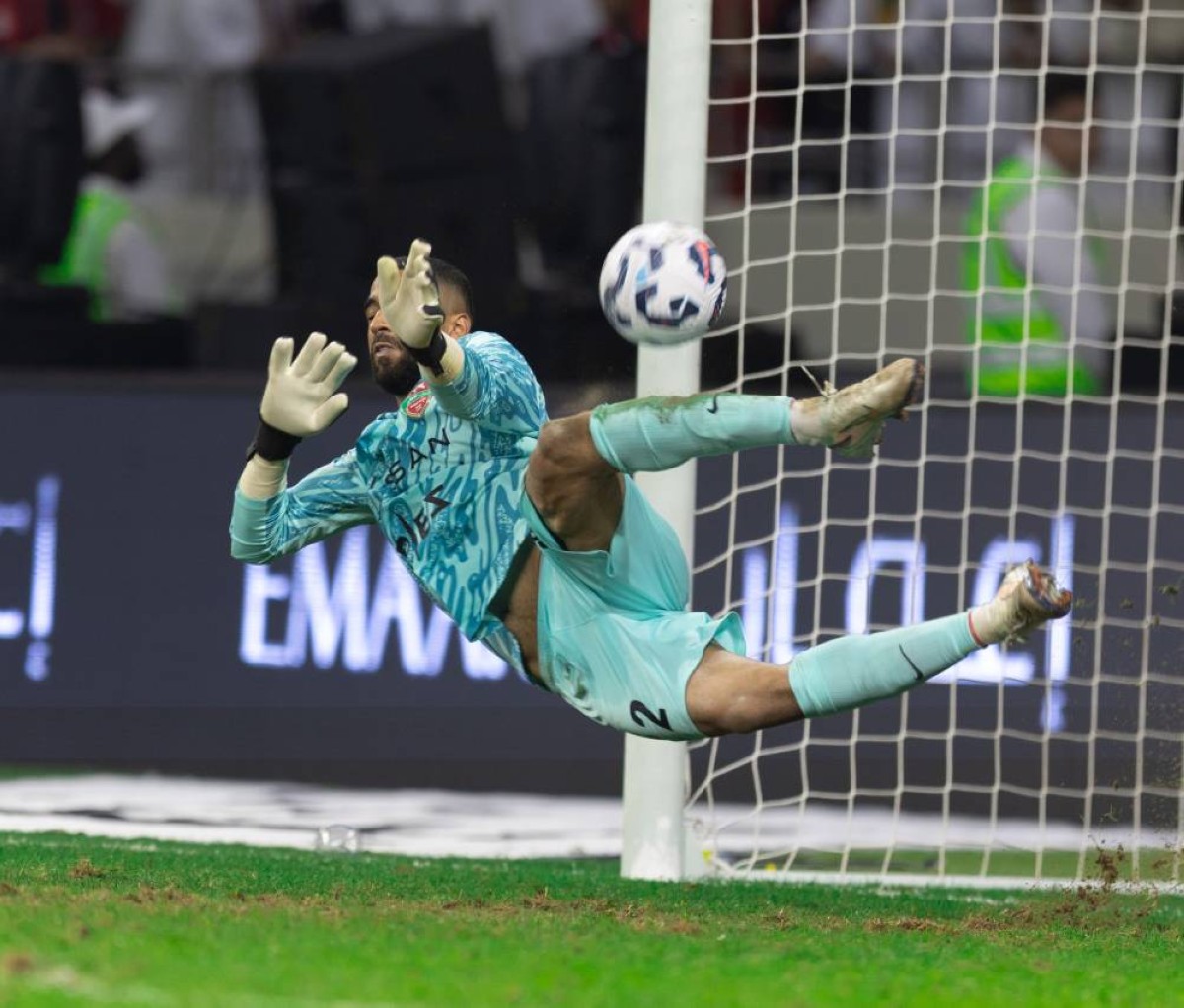 حمد المقبالي لحظة التصدي لركلة ترجيح نيكولاس خيمينيز لاعب الوصل
