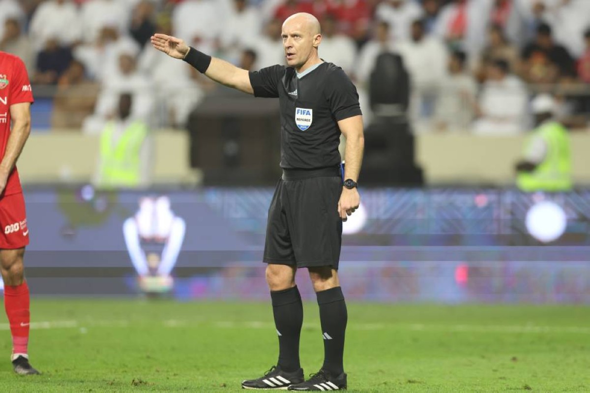 البولندي سيمون مارسينياك حكم اللقاء