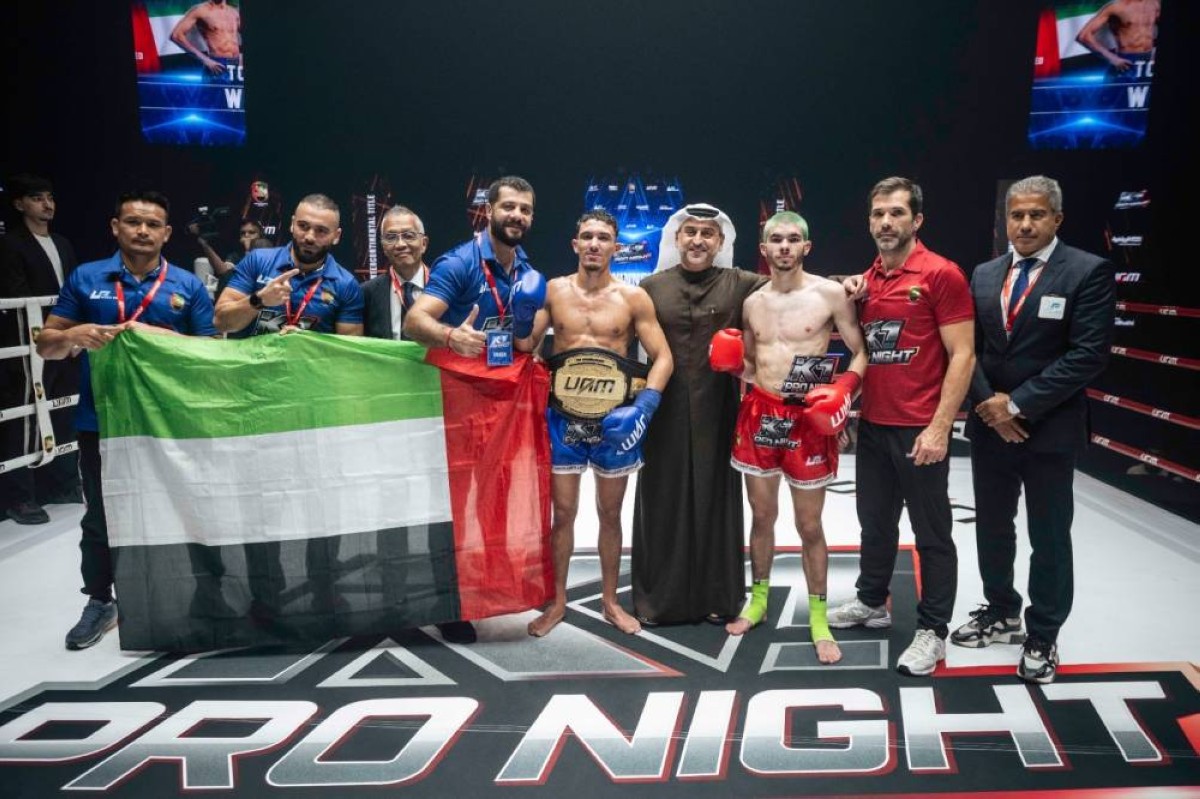 بطل الإمارات يحتفل بالفوز على منصة التتويج