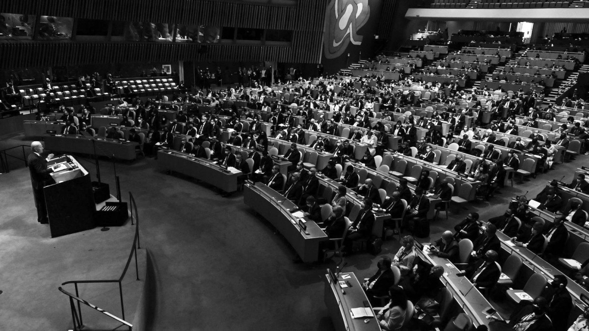 1979 -  الجمعية العامة للأمم المتحدة تقبل معاهدة إلغاء التمييز ضد المرأة (CEDAW). 