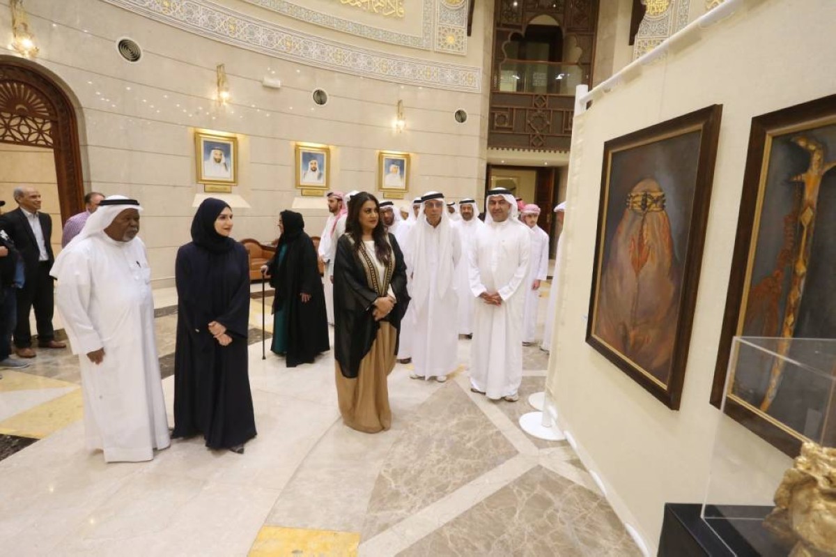 فجر بنت علي آل خليفة وهالة بدري وبلال البدور وعبد الغفار حسين وصلاح القاسم والحضور