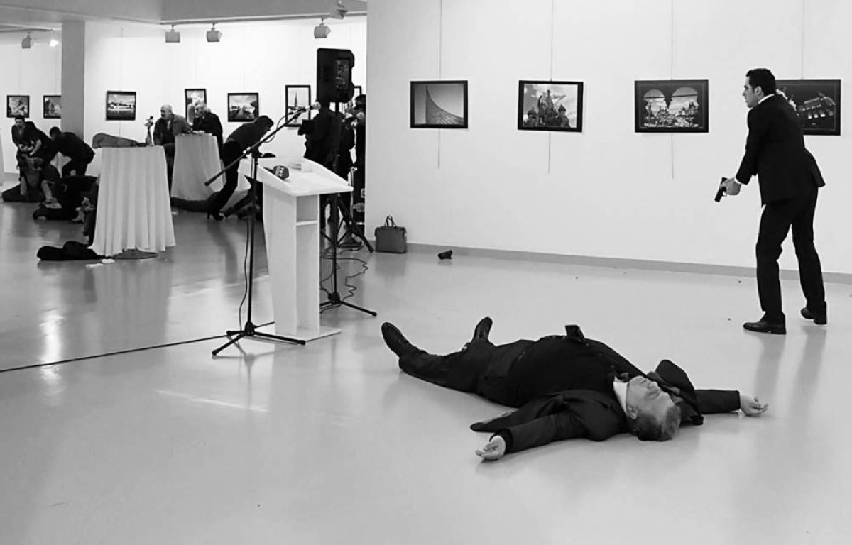 2016 اغتيال أندريه كارلوف، السفير الروسي في تركيا، جراء تعرضه لهجوم مسلح في أنقرة.
