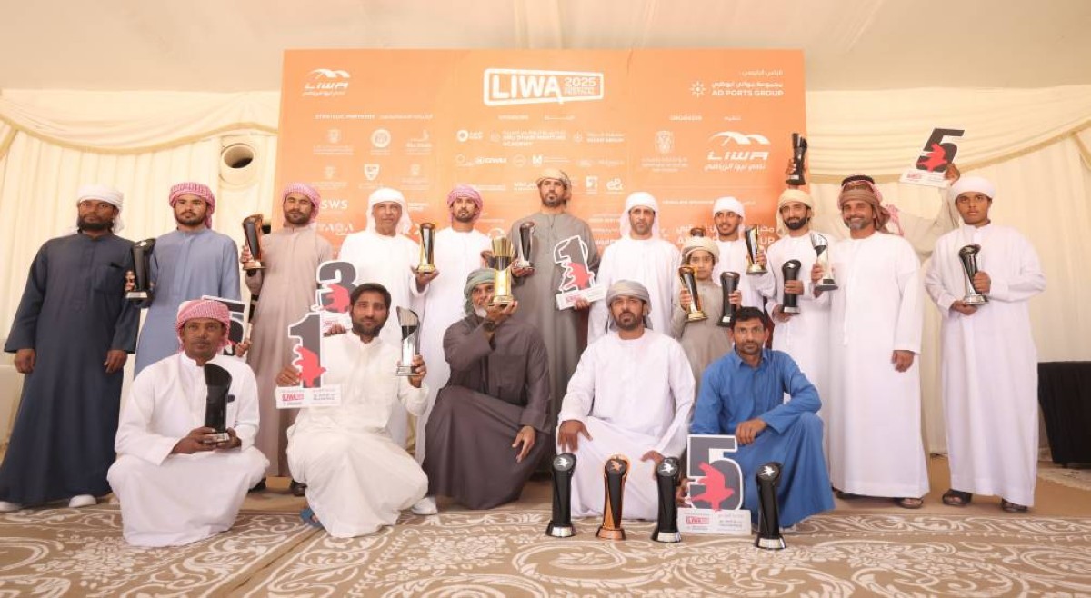 ختام ناجح لمنافسات اليوم الثاني بـ «سباقات الصقور» في مهرجان ليوا الدولي 2025