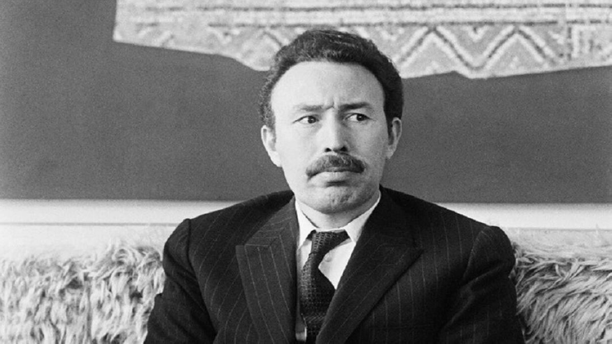 1978 - وفاة الرئيس الجزائري هواري بومدين
