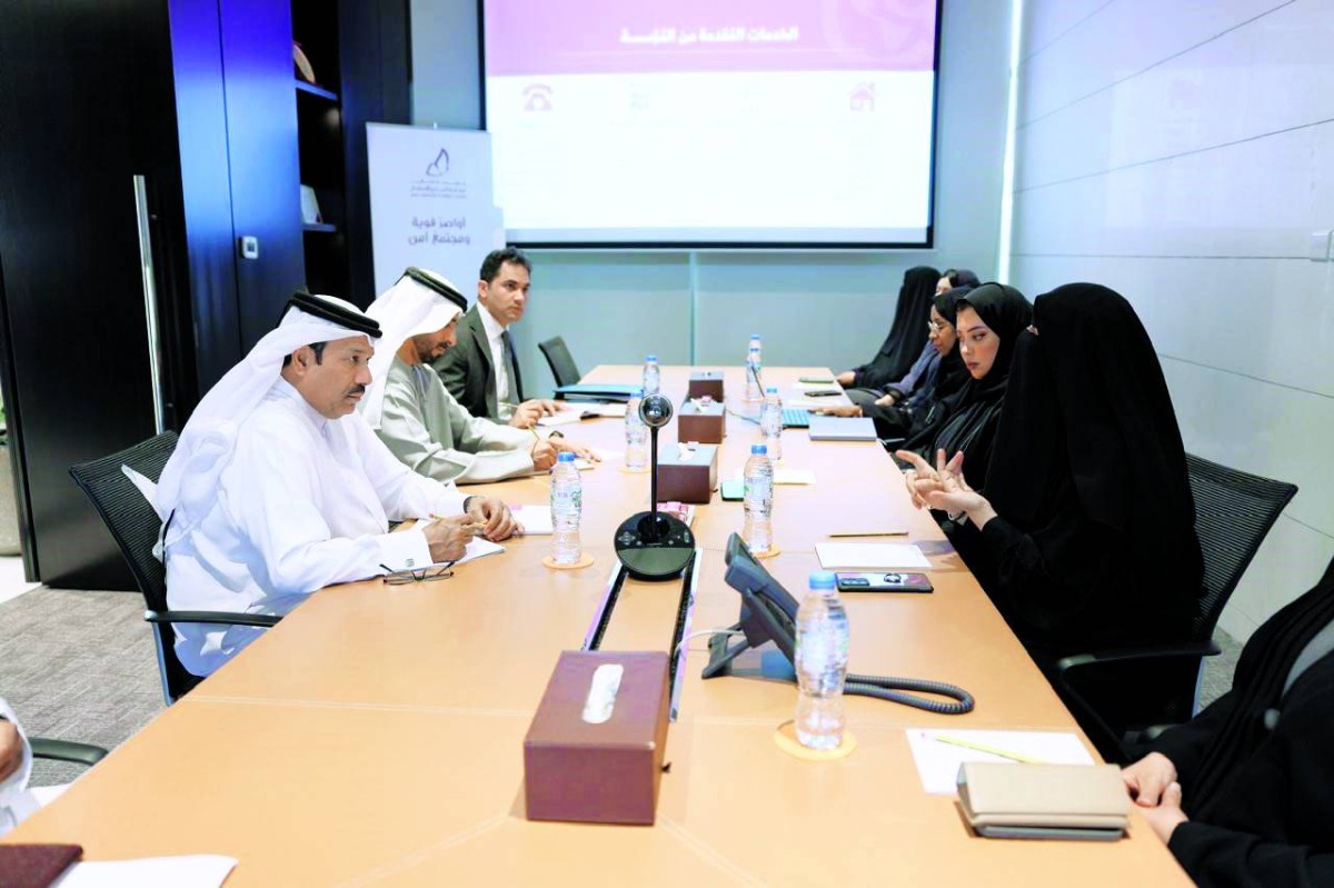 خلال استقبال وفد اللجنة