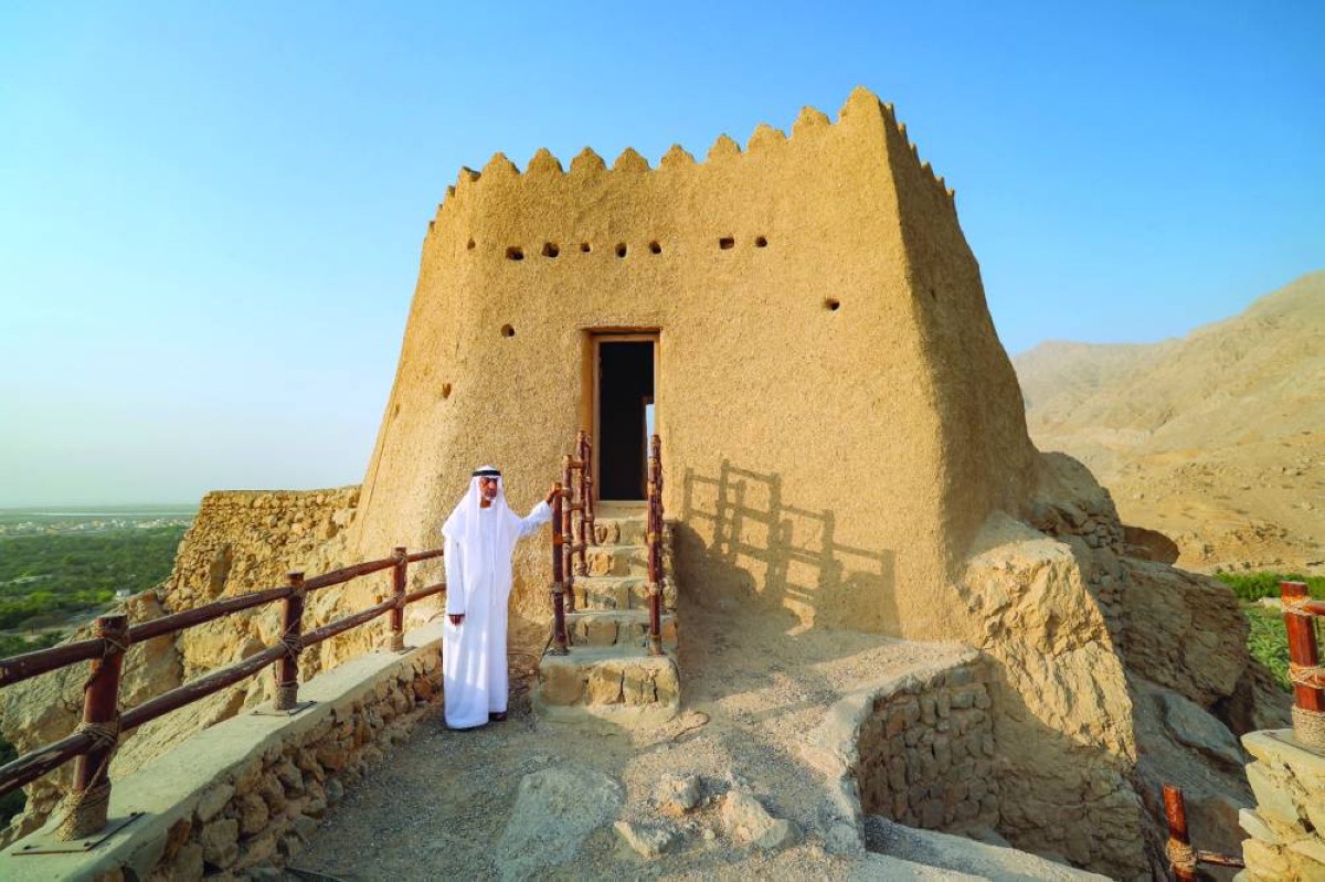  معالم تاريخية على شواهق الجبال  