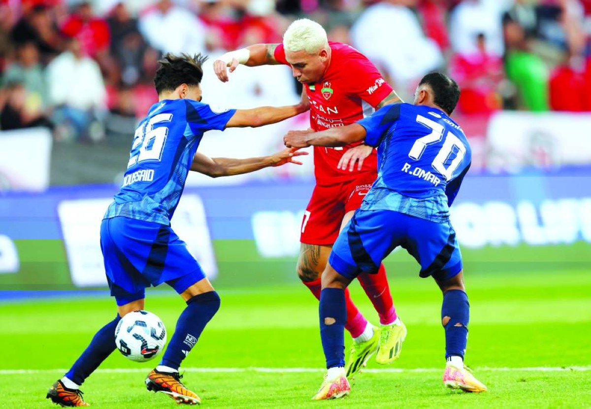 نادي شباب الأهلي تفوق على النصر