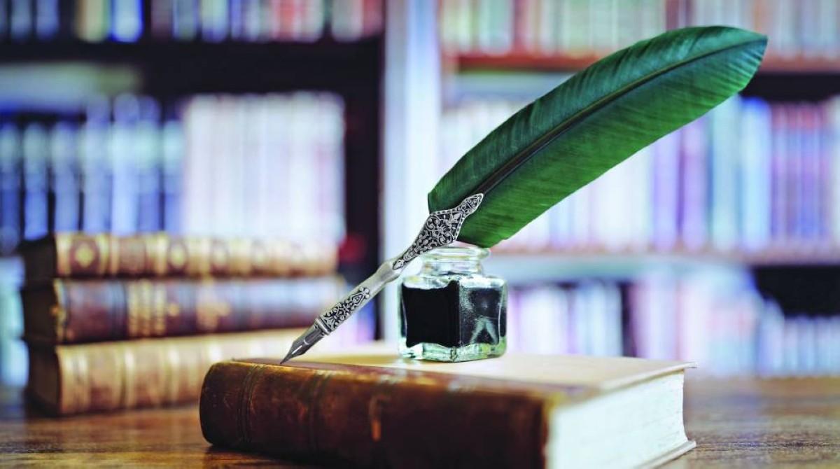  الشعر يتميز بالكلمة المعبّرة الصادقة وجمال المفردات والحضور الراقي  